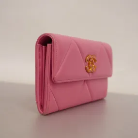 CHANEL   19 Gold Hardware Women's Lambskin Long Wallet [bi-fold] Pink