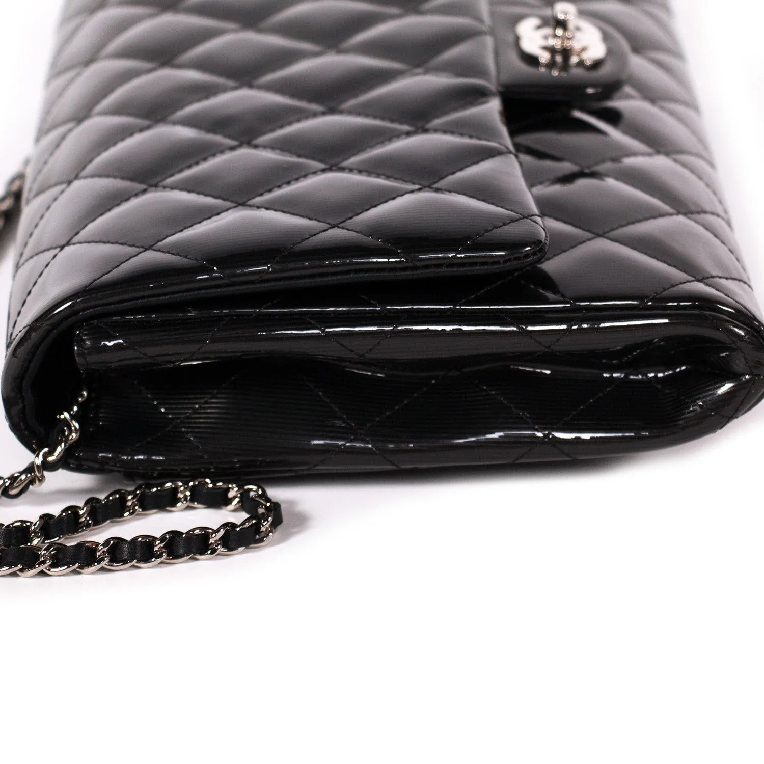 Chanel Classic Clutch With Chain