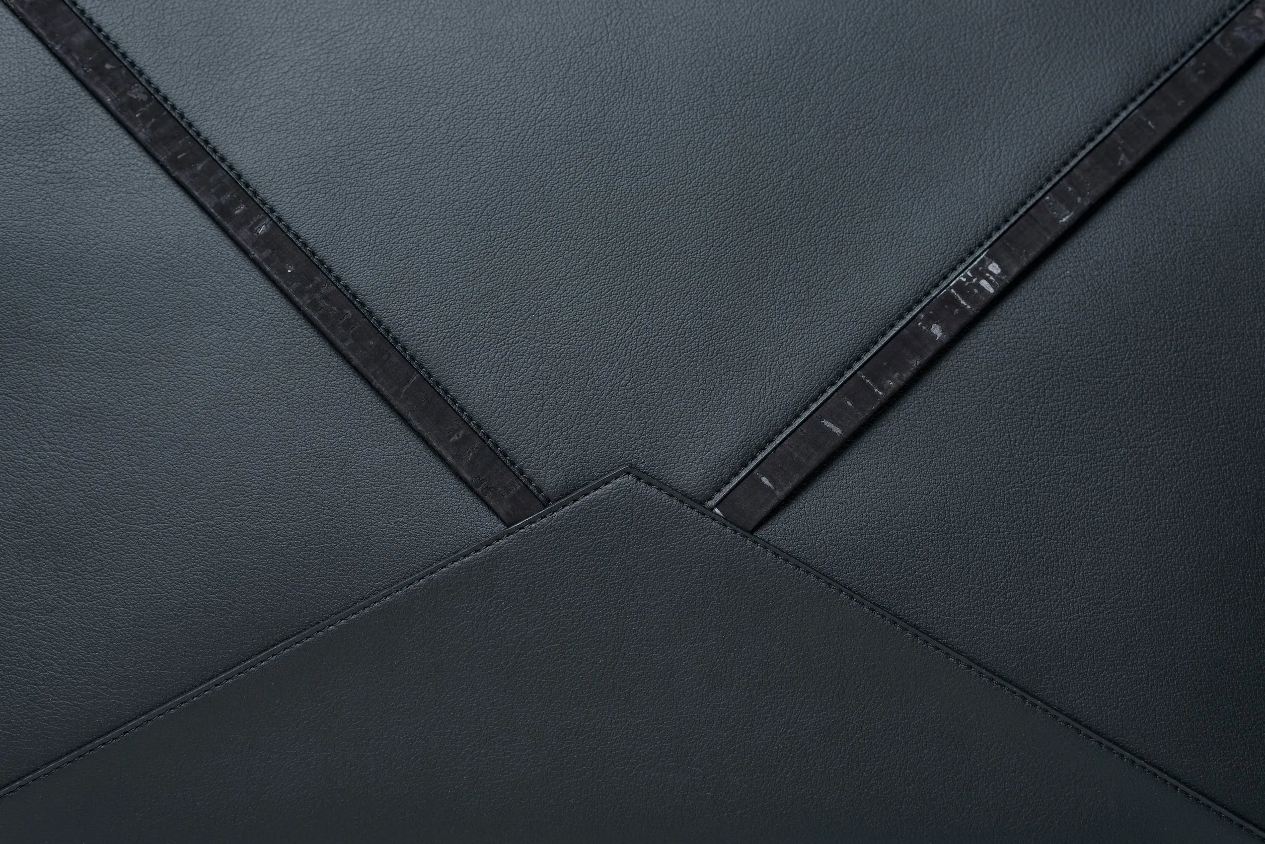Fedhen Black Eco Cork