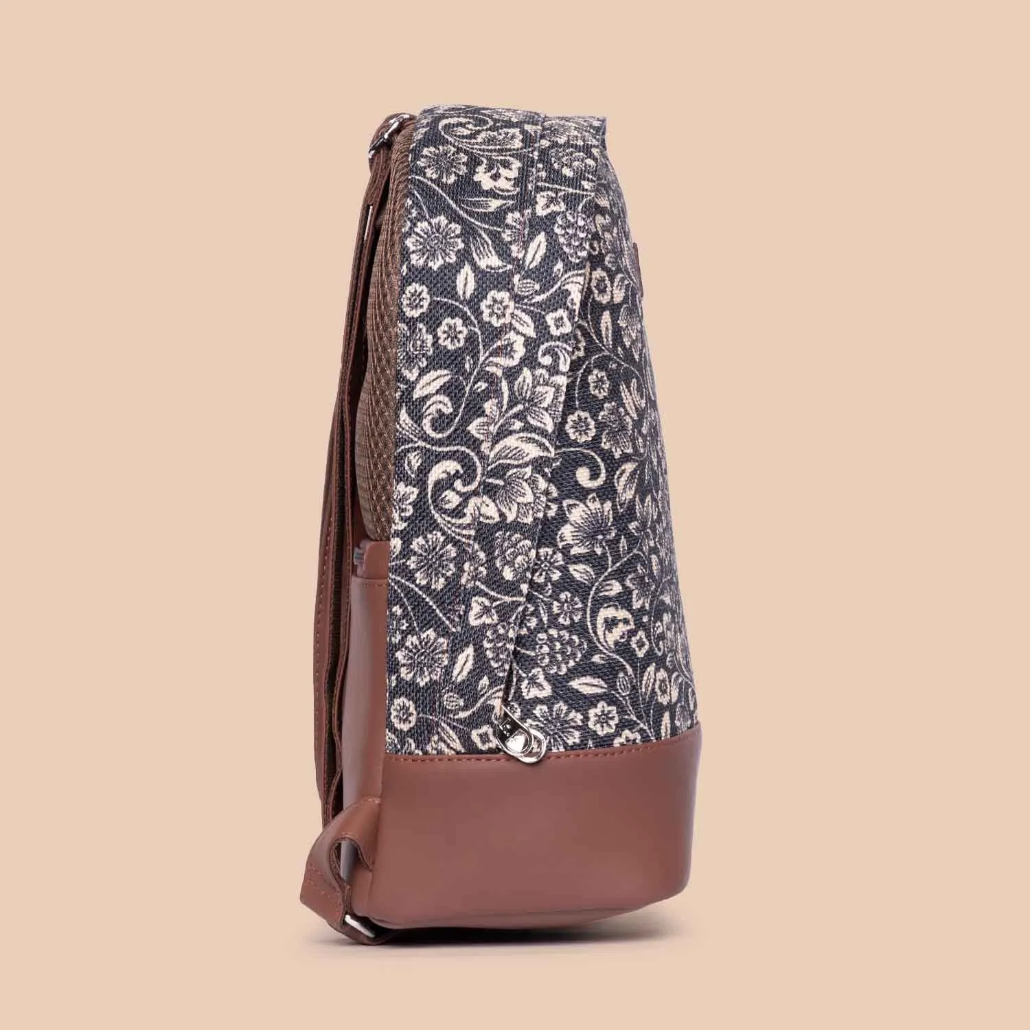 FloMotif Dome Daypack