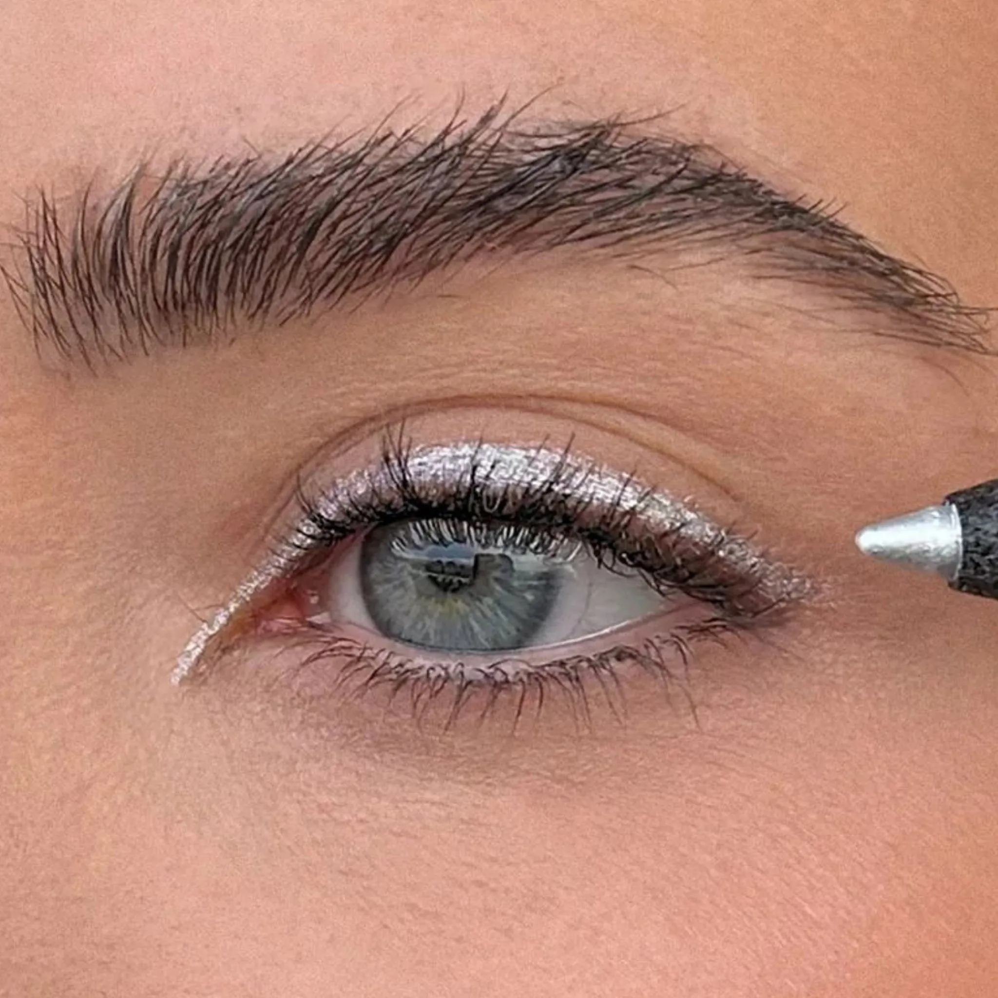 Satin Eyeliner