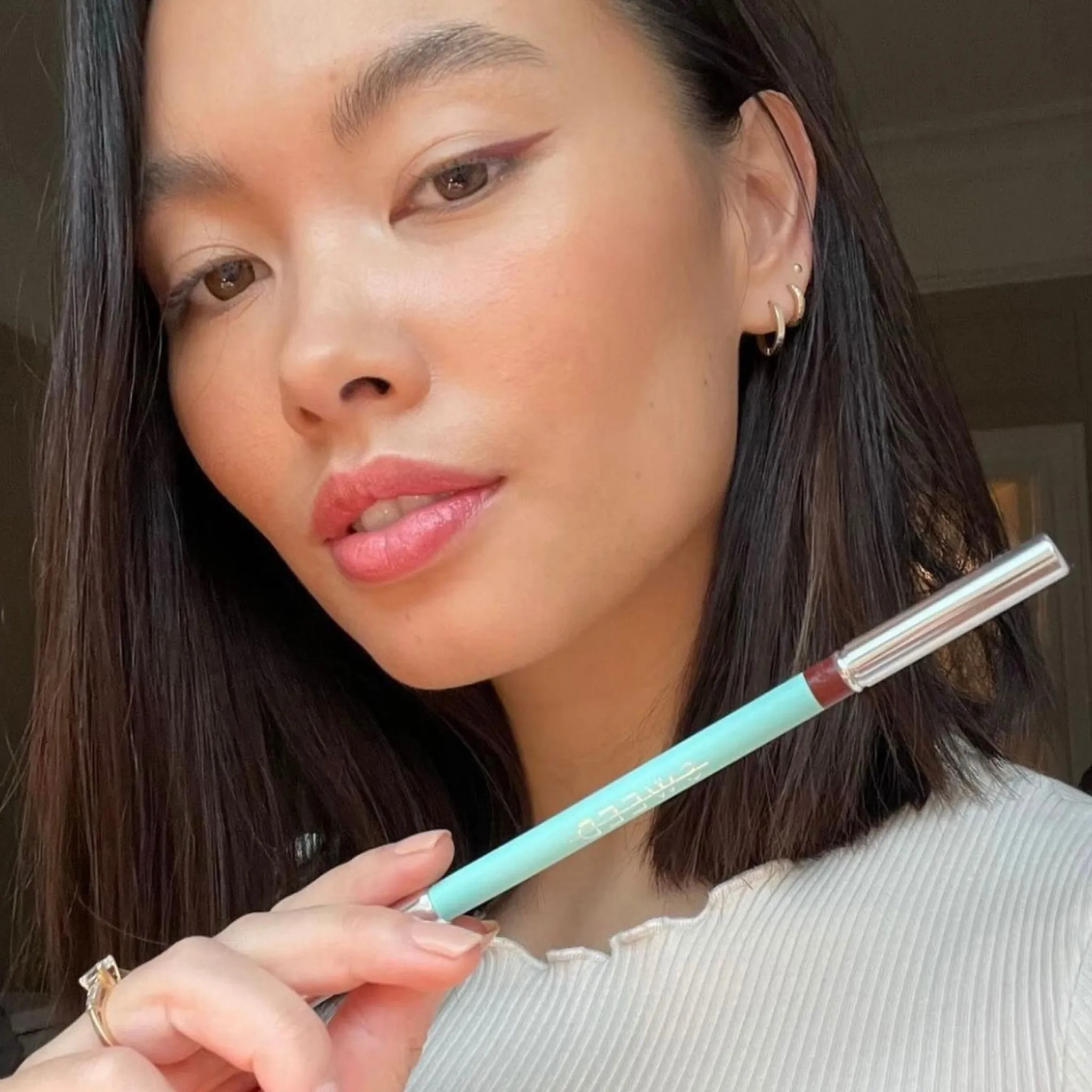 Satin Eyeliner